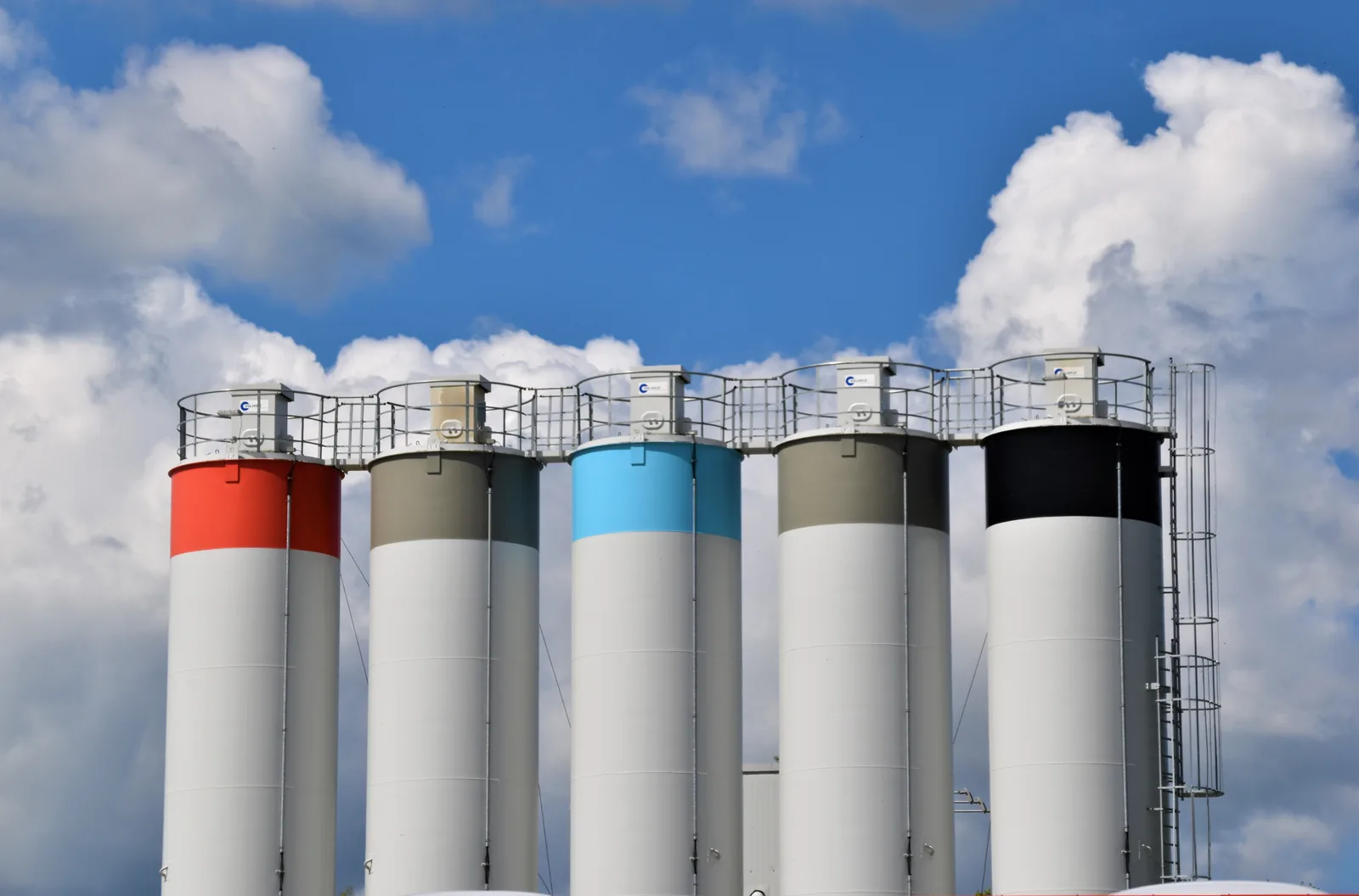 Silo's in de topstrcutuur van de rijksoverheid zorgen voor inefficieny